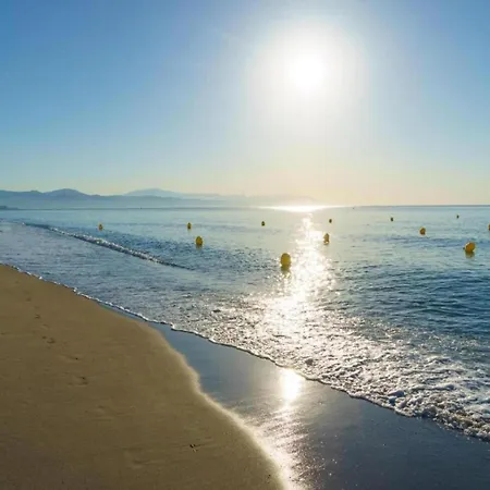 In By Playa Carihuela